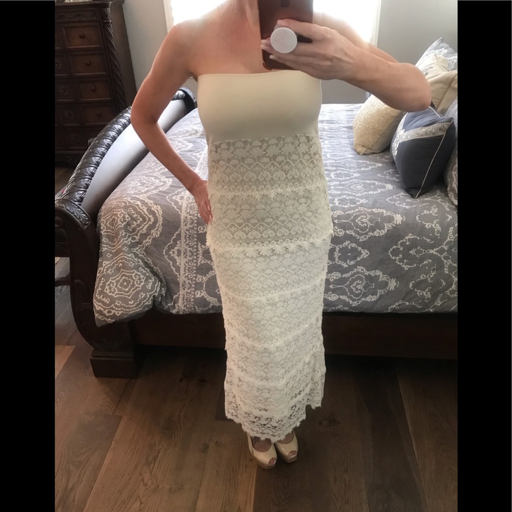 Solitaire by Ravi Khosla Ivory Crochet Lace Dress. NWOT. Size XS. - Picture 6 of 14